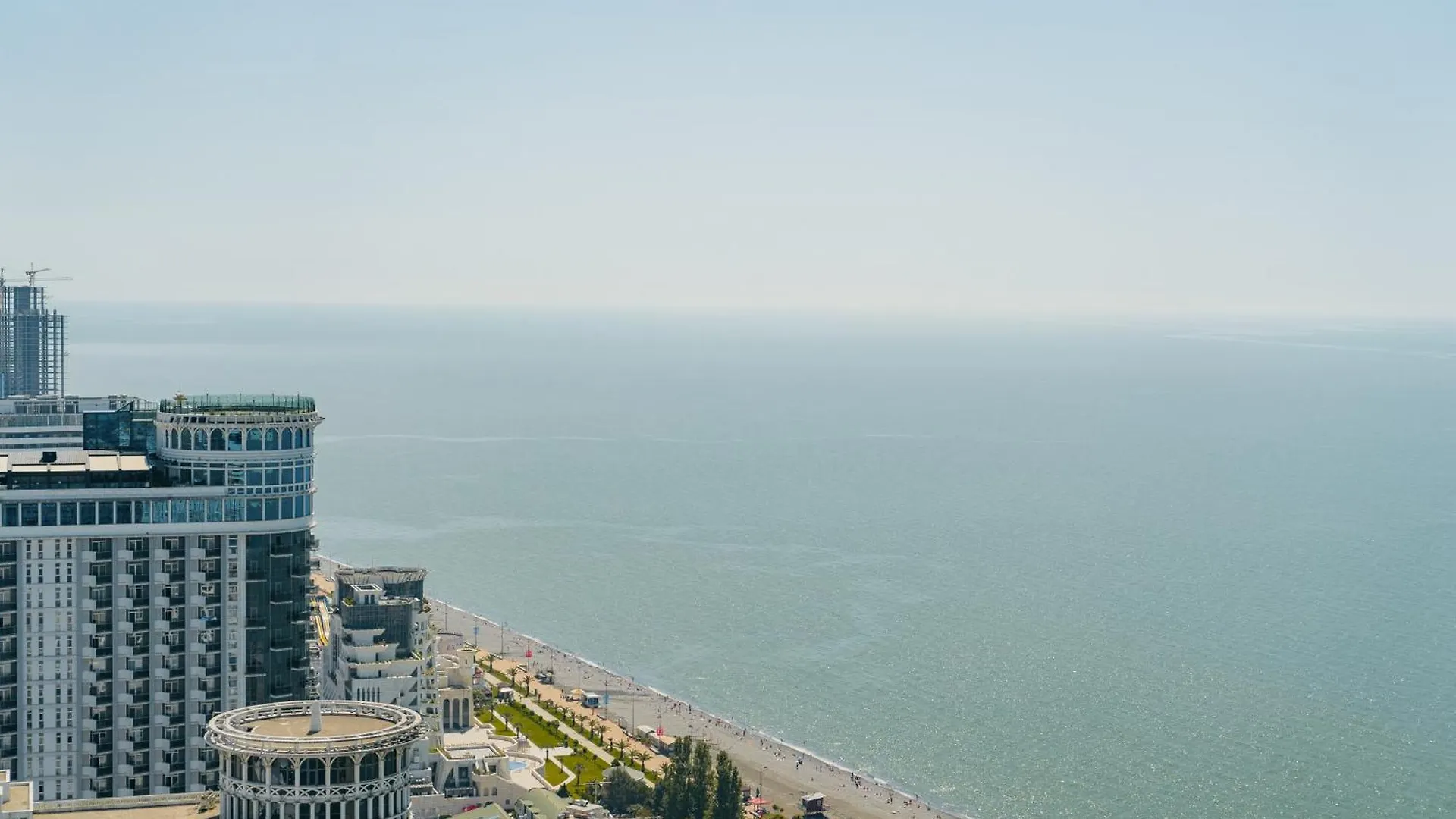 Habiby Orbi City Batumi 3*,